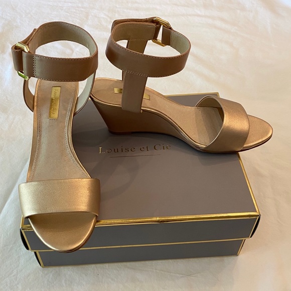 Louise et Cie Platinum Ankle Strap Wedge Heels - Picture 2 of 7